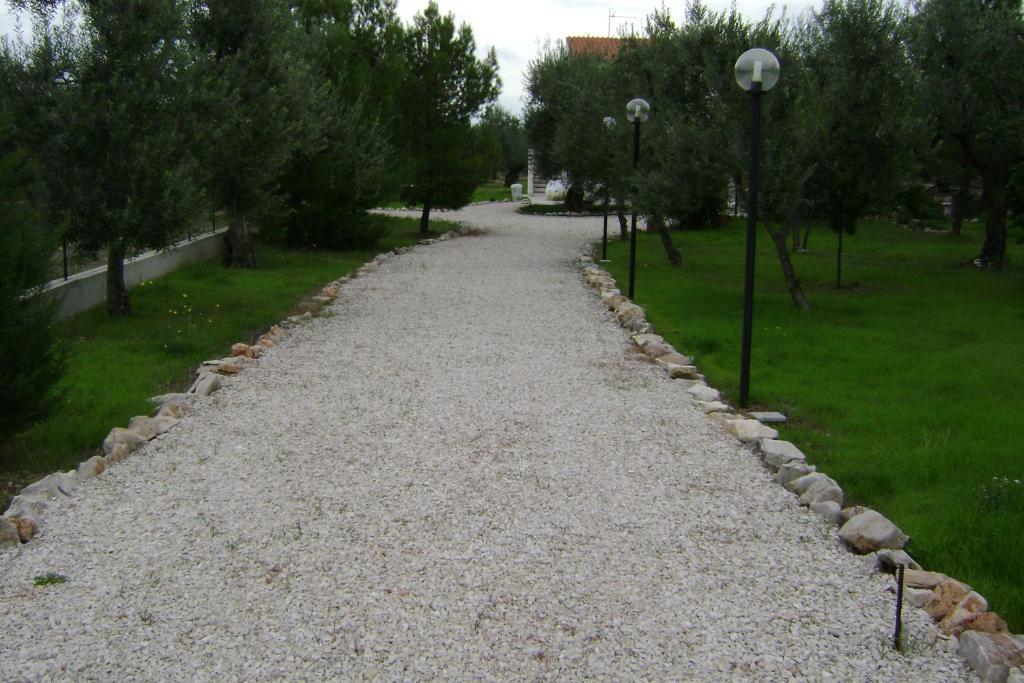 B&B Villa Mediterranee Con Parking Space Trani Exterior photo