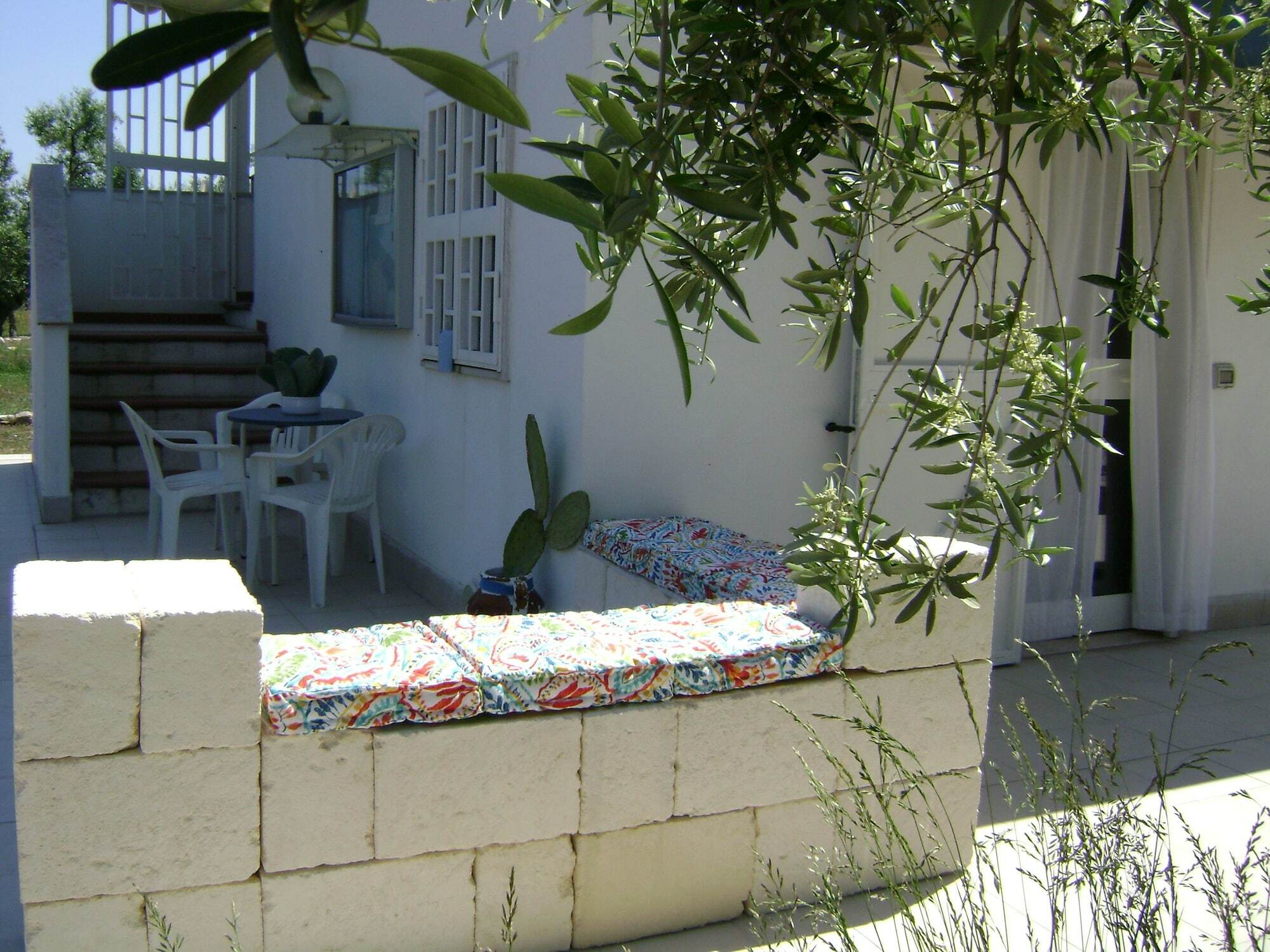 B&B Villa Mediterranee Con Parking Space Trani Exterior photo